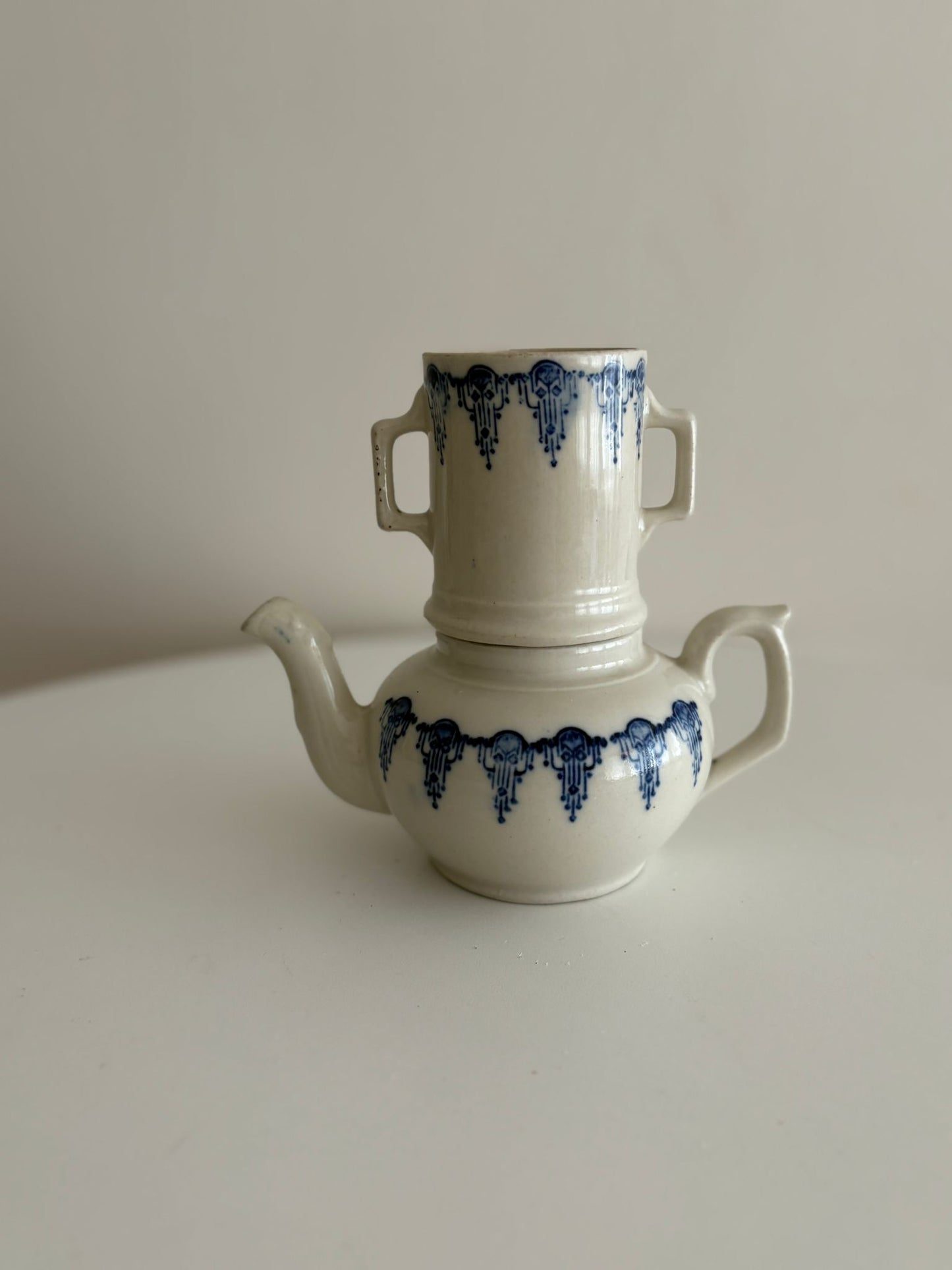 St Uze Art Nouveau Miniature Teapot - Collector & Curator