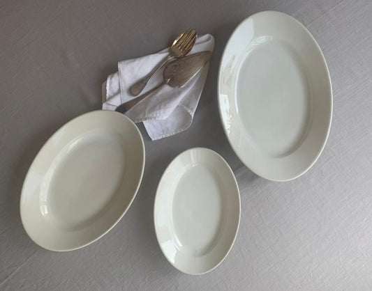 Setting a Table in Between Seasons