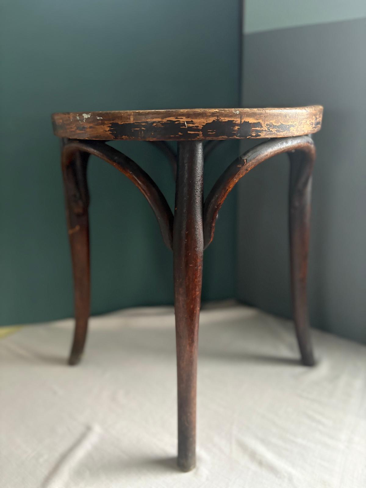 Antique Thonet-Style Bentwood Café Stool – Perforated Seat