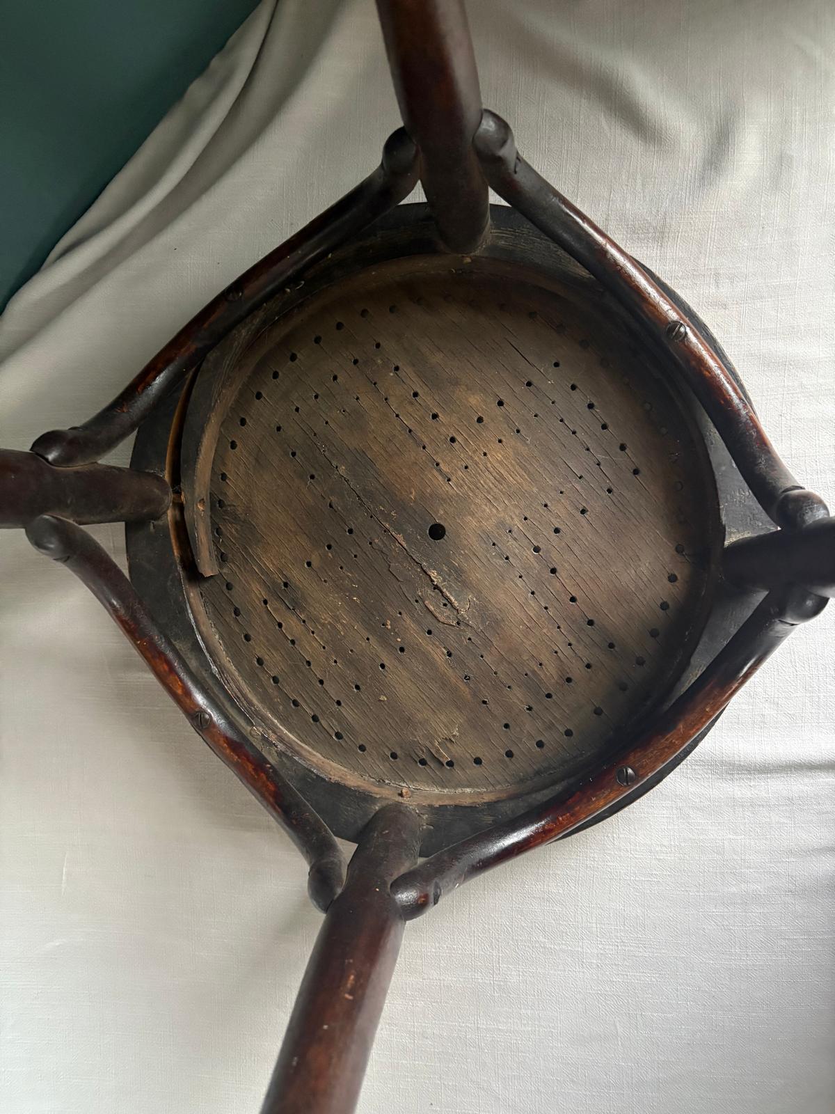 Antique Thonet-Style Bentwood Café Stool – Perforated Seat