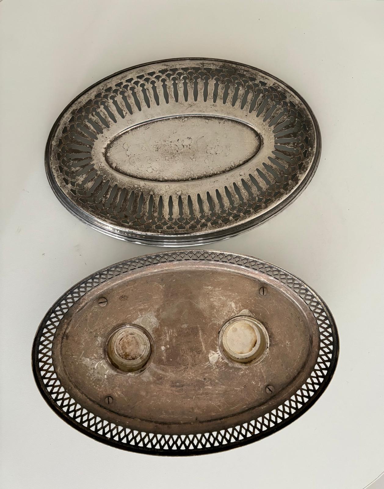 Orfèvrerie de France silver-plated heating dish - Collector & Curator