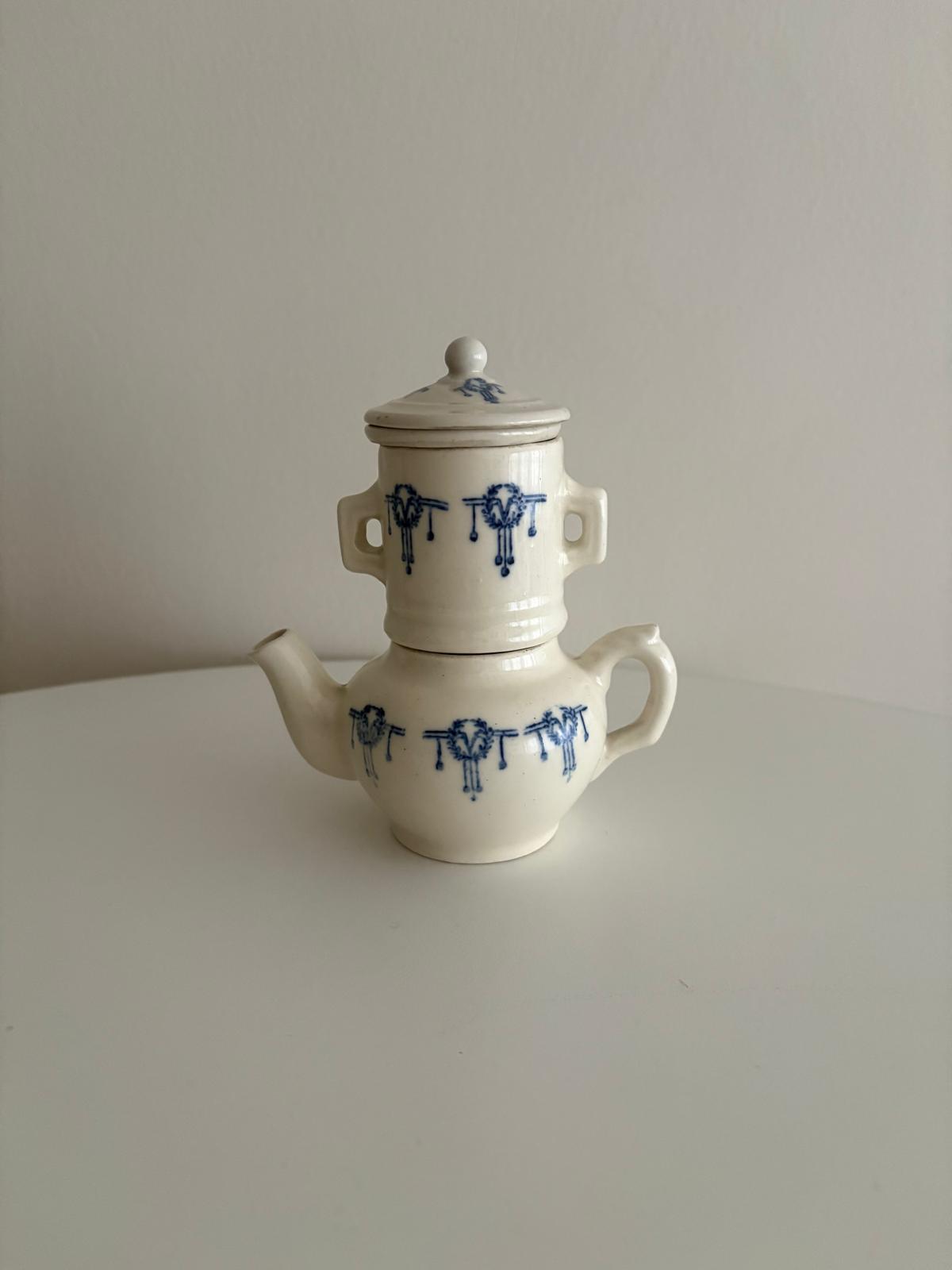 St Uze Miniature Porcelain Tea Set - Collector & Curator