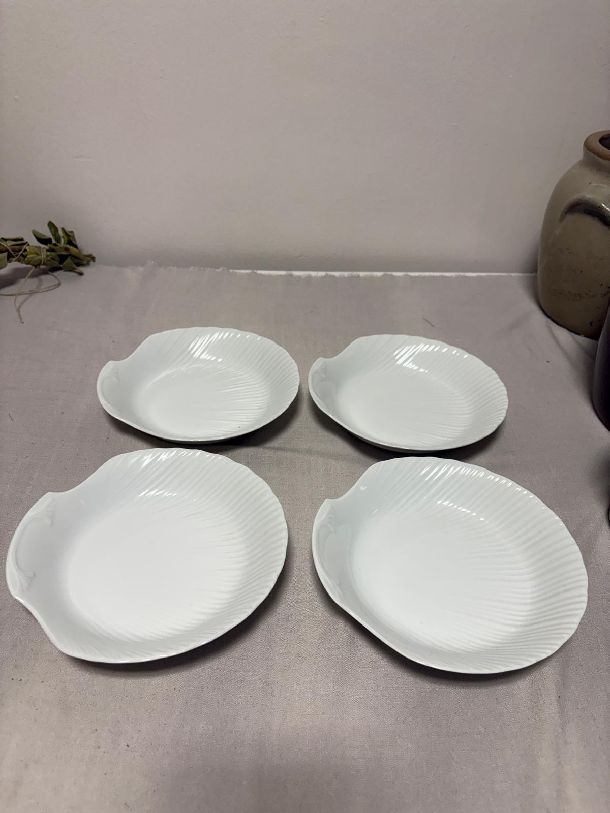 Set of 4 Limoges France White Porcelain Shell Dishes, Scallop Form Plates - Collector & Curator