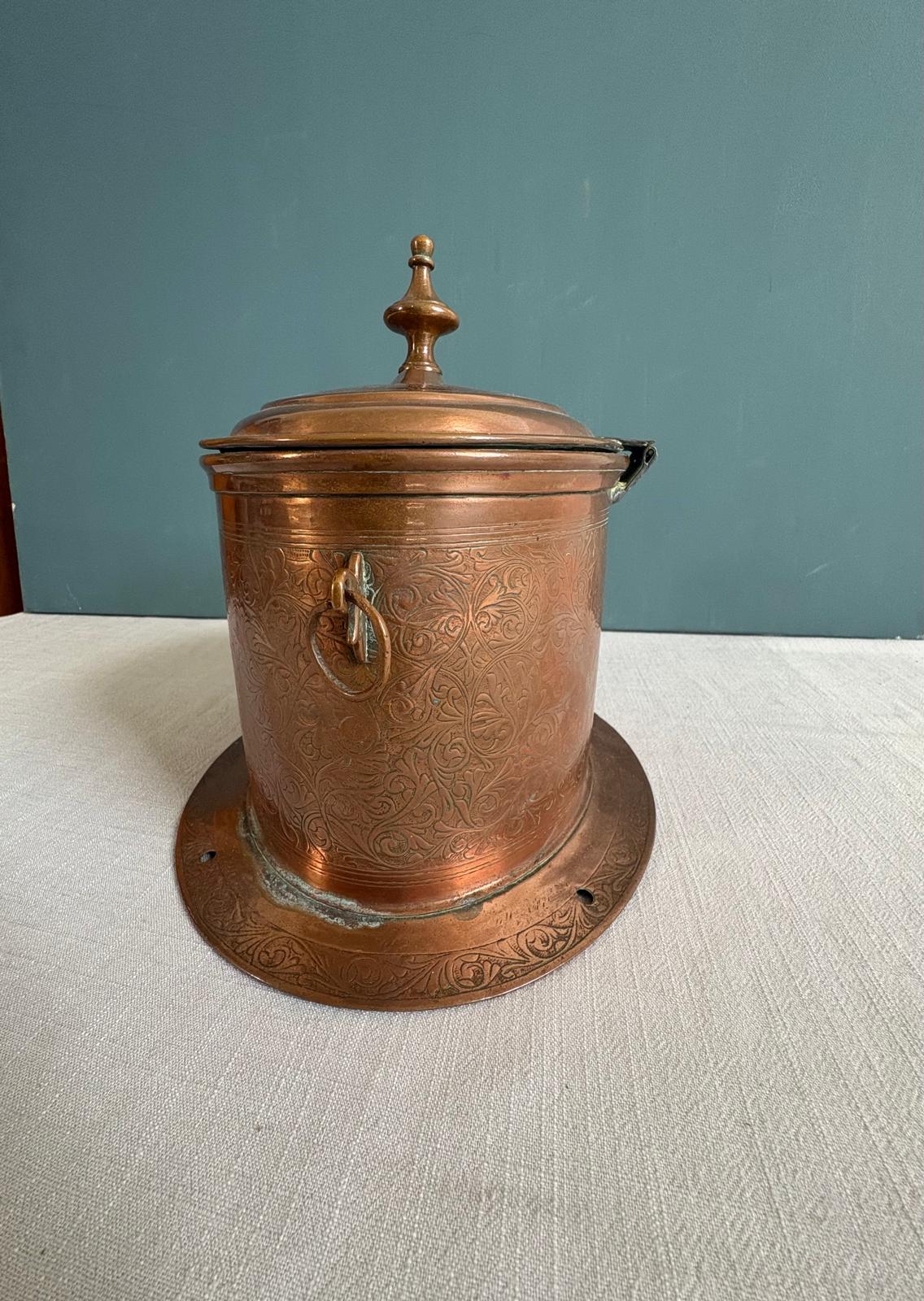 Engraved Copper Brazier Charbonnière with Lid and Handles - Collector & Curator
