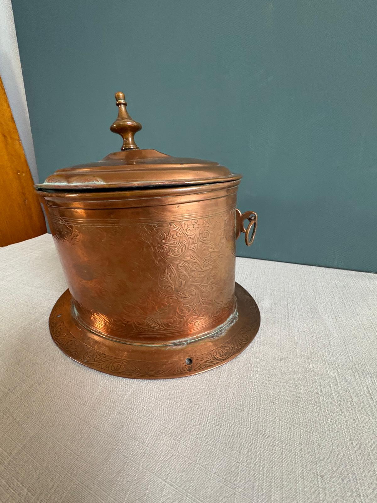 Engraved Copper Brazier Charbonnière with Lid and Handles - Collector & Curator