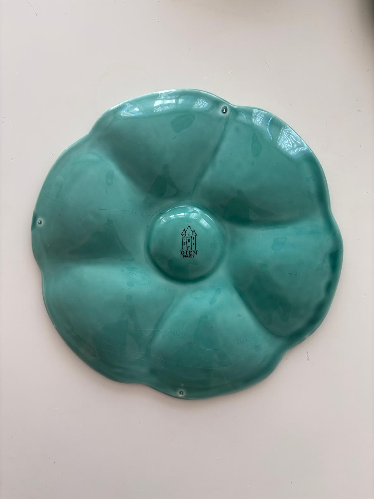 Faïencerie de Gien Green Oyster Plate - Collector & Curator