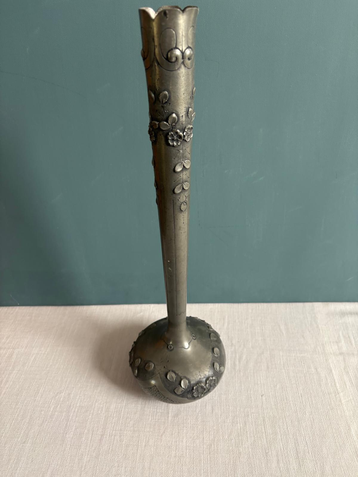 French Art Nouveau Style Pewter  Vase Signed T. Cortes Etains d’Art - Collector & Curator