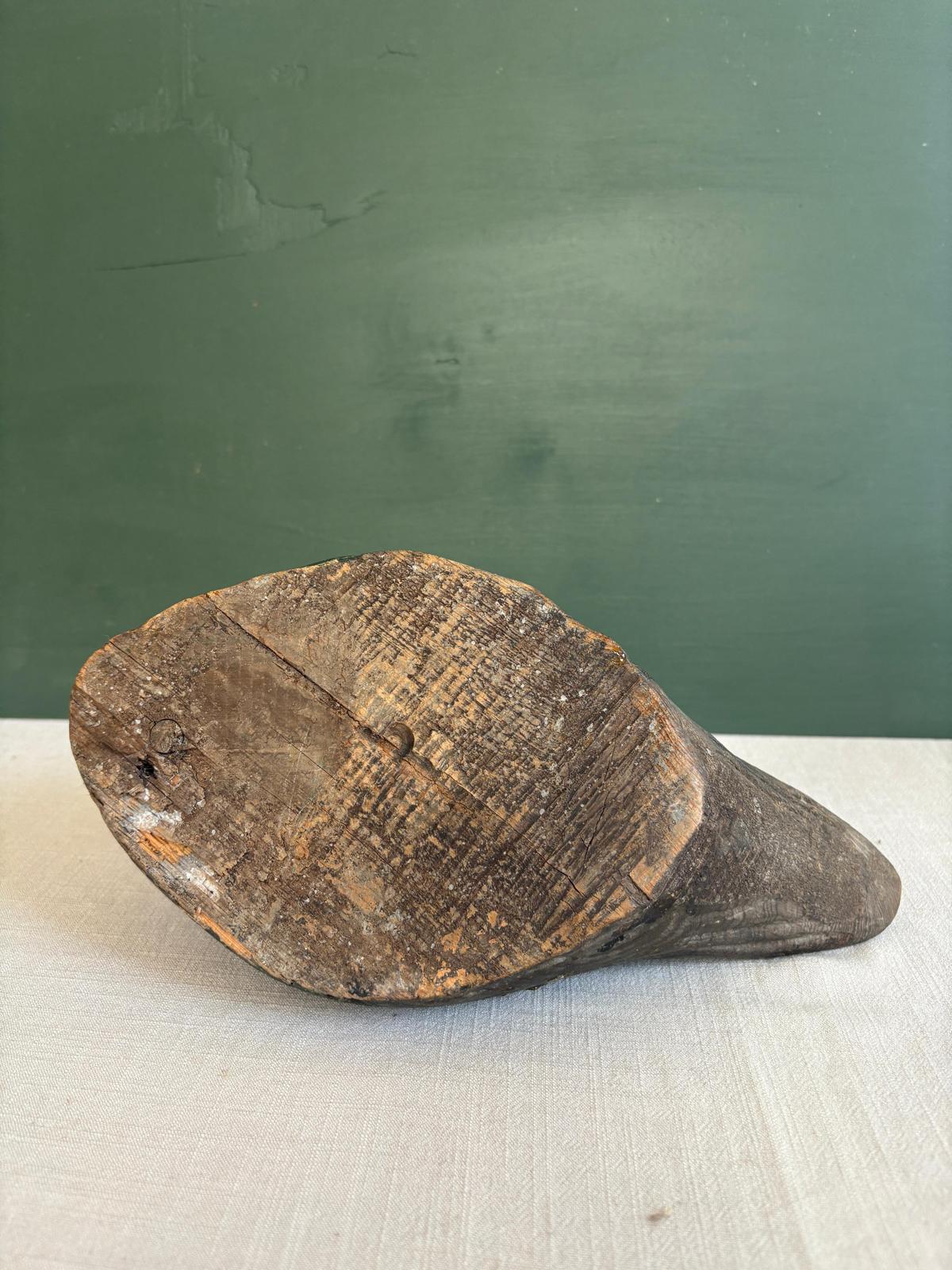 Wooden French Antique Decoy Duck; Champs et toits rouges - Collector & Curator