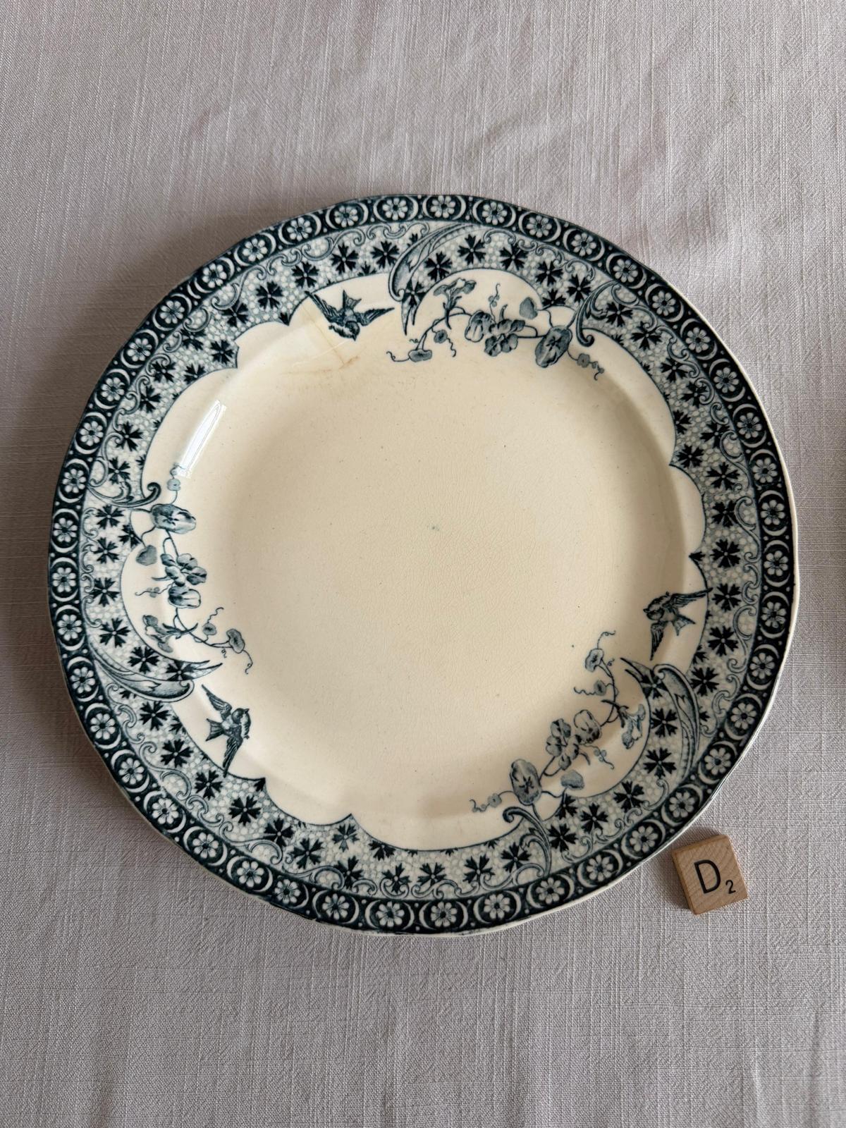 Alençon series by Choisy-le-Roi Plate "D"