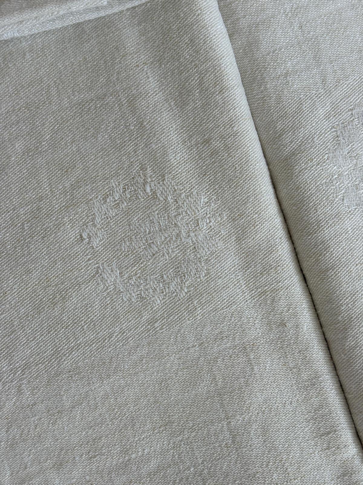 Set of 8 Antique French Linen Damask Napkins - Collector & Curator