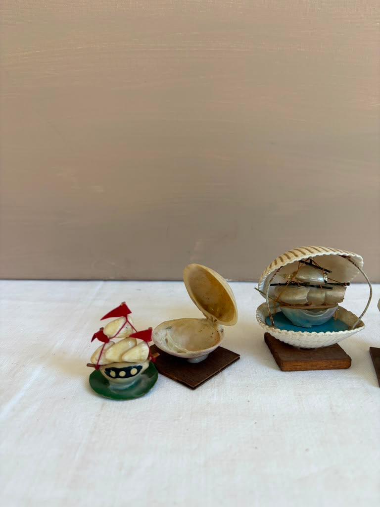 French Souvenir Jewelry Casket with Églomisé Eiffel,  Collector's Box with 5 Coral Fragments & 5 Shells , and Three Shell Sculpture