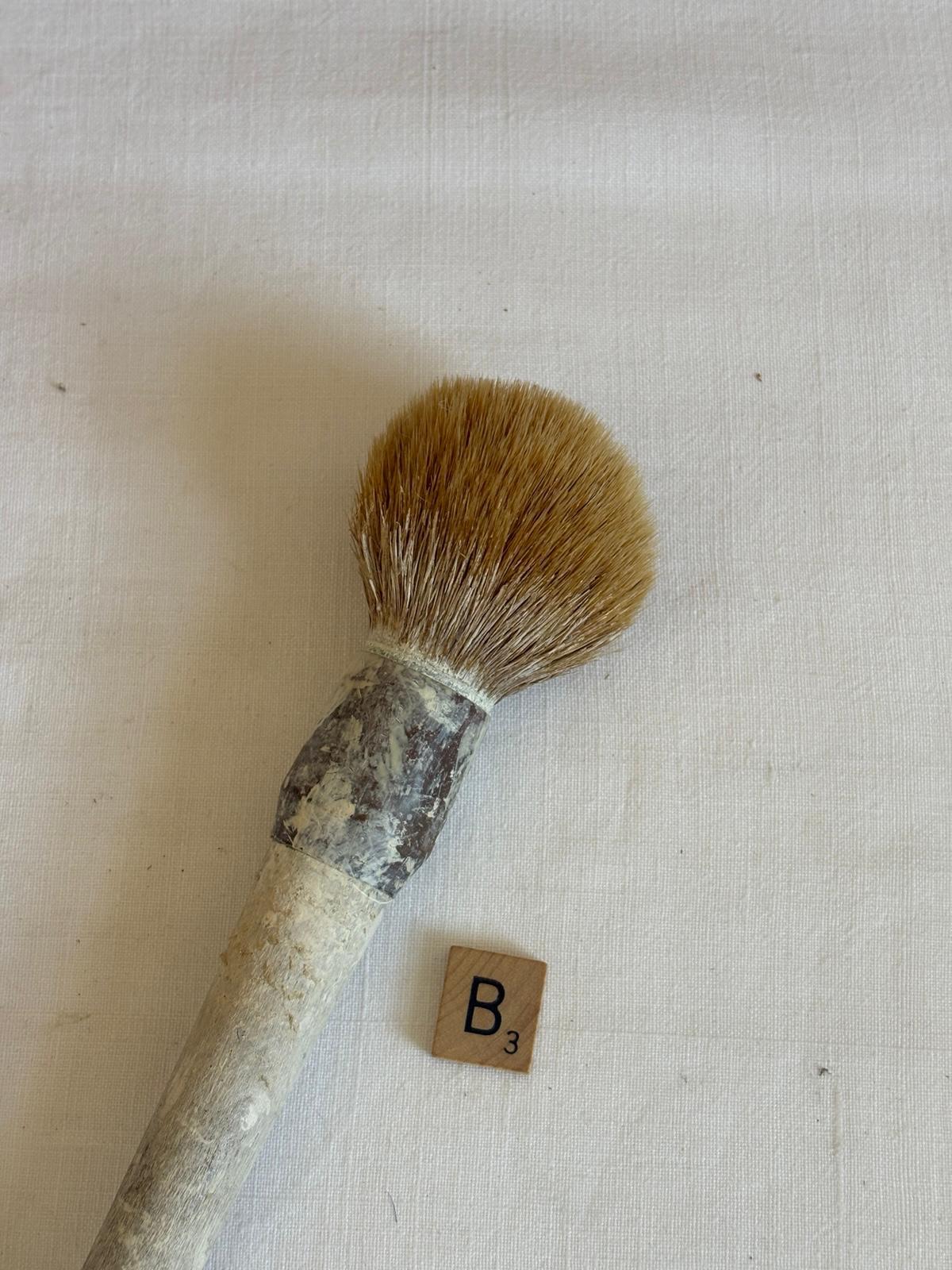 Vintage French Paintbrushes "B" and "D" - Collector & Curator