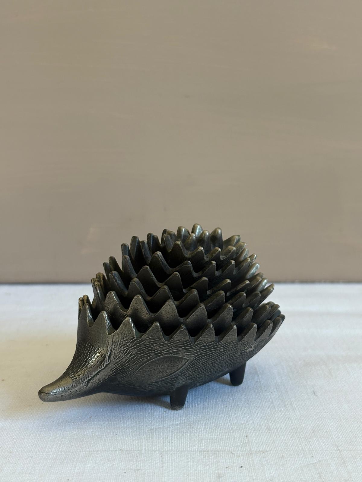 Vintage Nesting Hedgehog Ashtray Set
