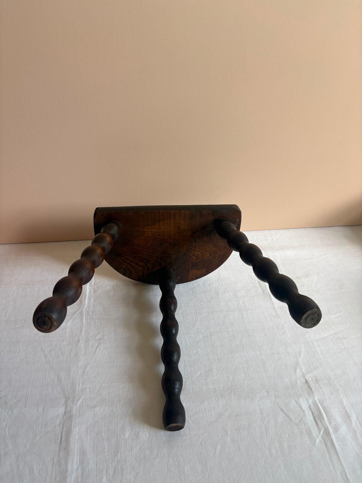 Bobbin Leg Plant Stand