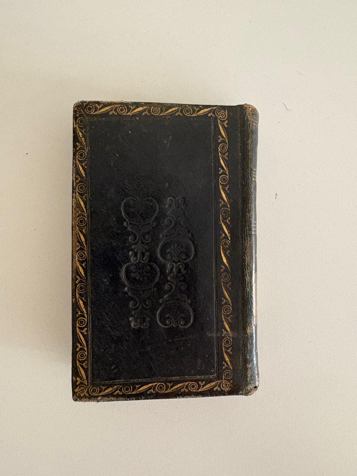 Antique French Protestant Psalms and Prayer Book with Hand-Painted 1841 Inscription - Collector & Curator