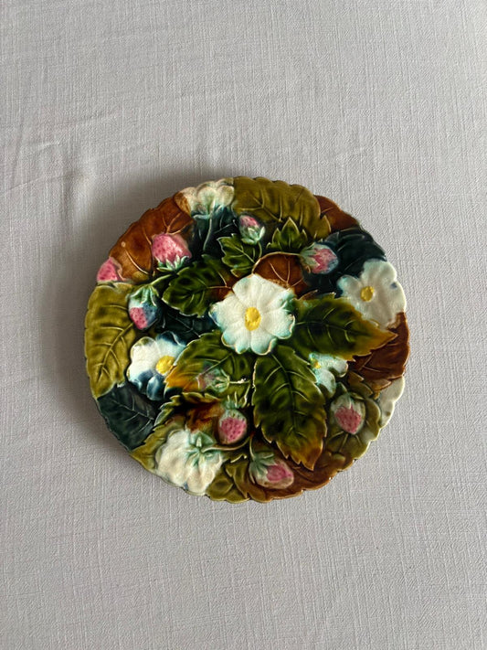 Antique French Majolica Strawberry Plate Barbotine "E" - Collector & Curator