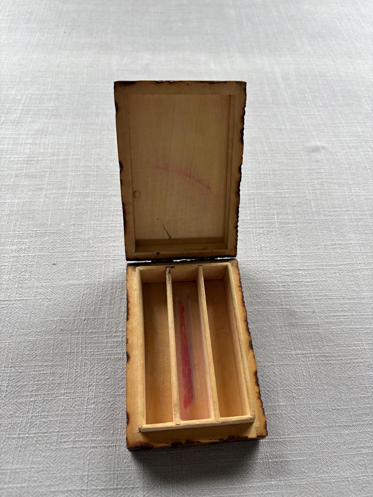 Antique Frame Menton, Antique Tramp Art Frame, Pyrography Wooden Letter Holder, Vintage Pyrography Wooden Box, Antique English Earthenware Plate Douglas Paris - Collector & Curator