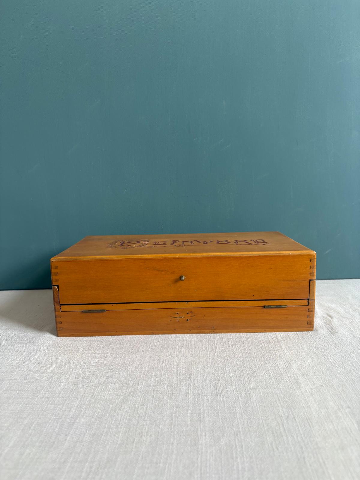 Complete Antique French Artist’s Paint Box, Original Pigments & Decorated Metal Trays, c.1900–1920 - Collector & Curator