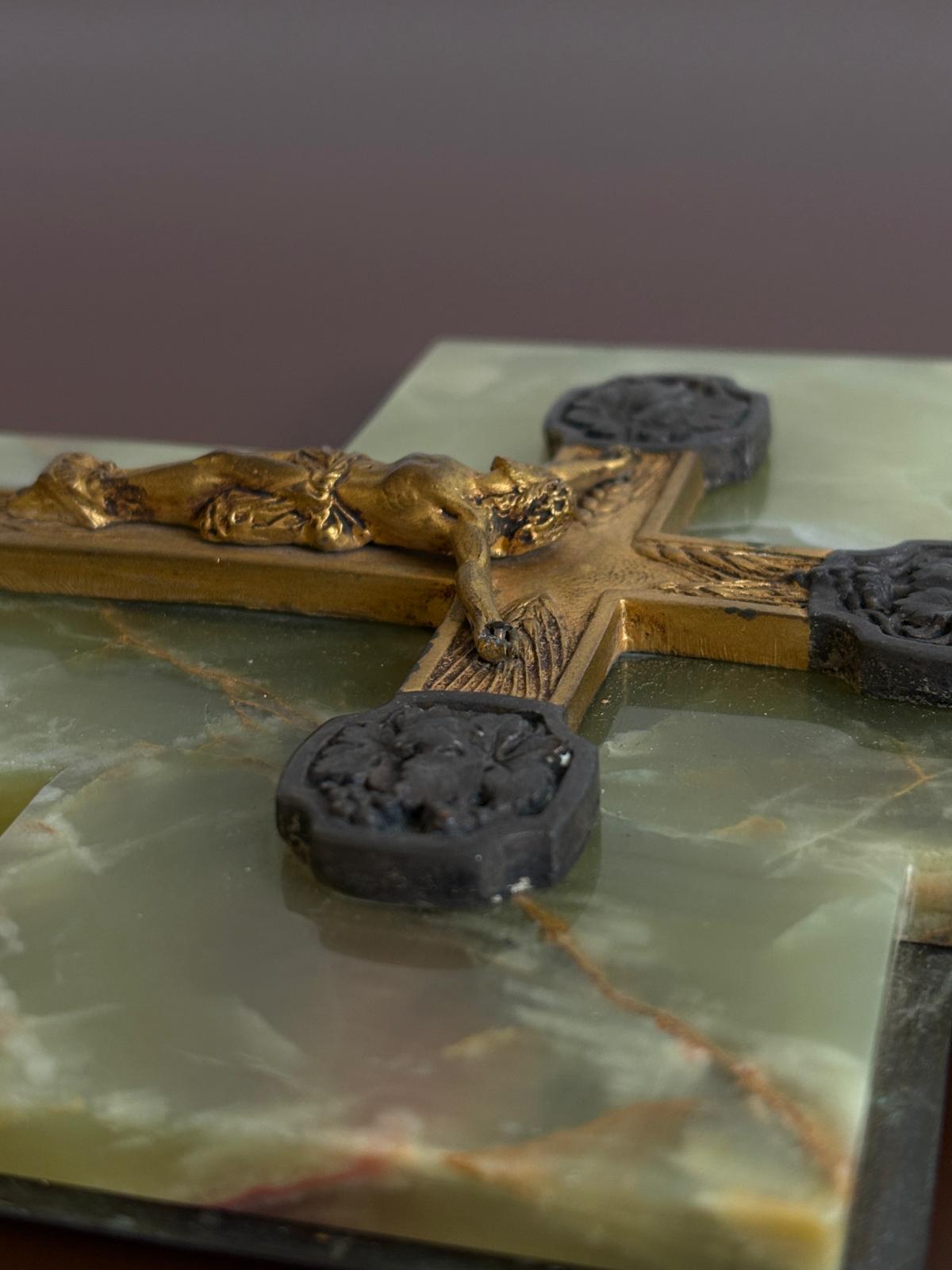 Antique French Green Onyx Holy Water Font with Gilt Crucifix & Faceted Glass Bénitier - Collector & Curator